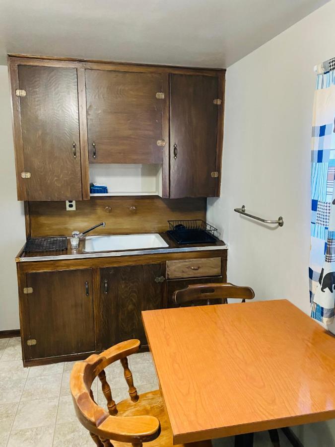 Wigwam Motel Коуди Екстериор снимка