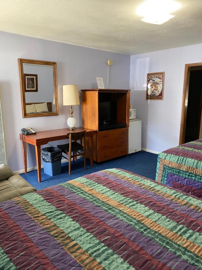 Wigwam Motel Коуди Екстериор снимка