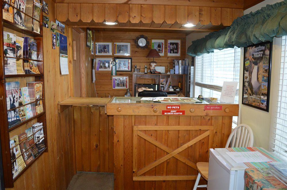 Wigwam Motel Коуди Екстериор снимка