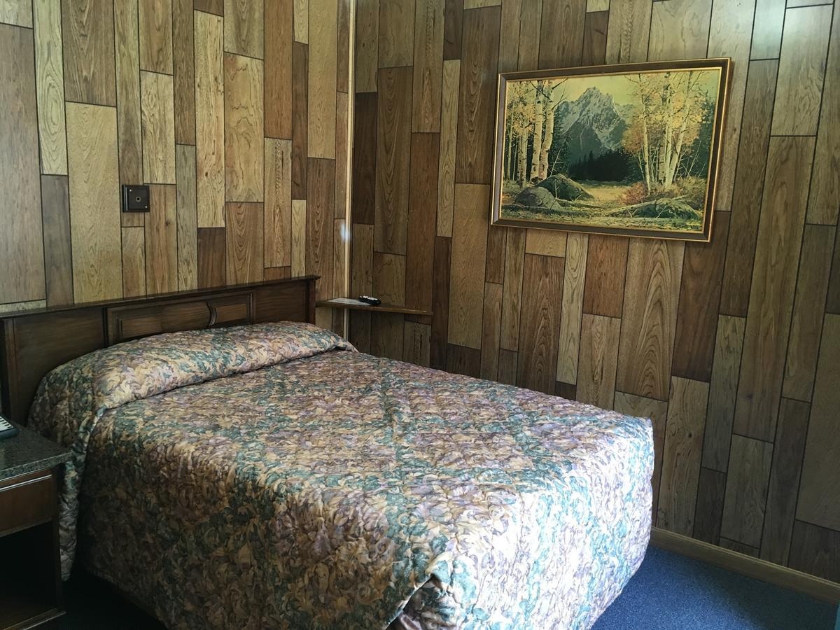 Wigwam Motel Коуди Екстериор снимка